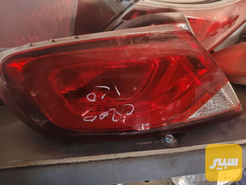 بك لايت C200 ثابت - كرايسلر 200