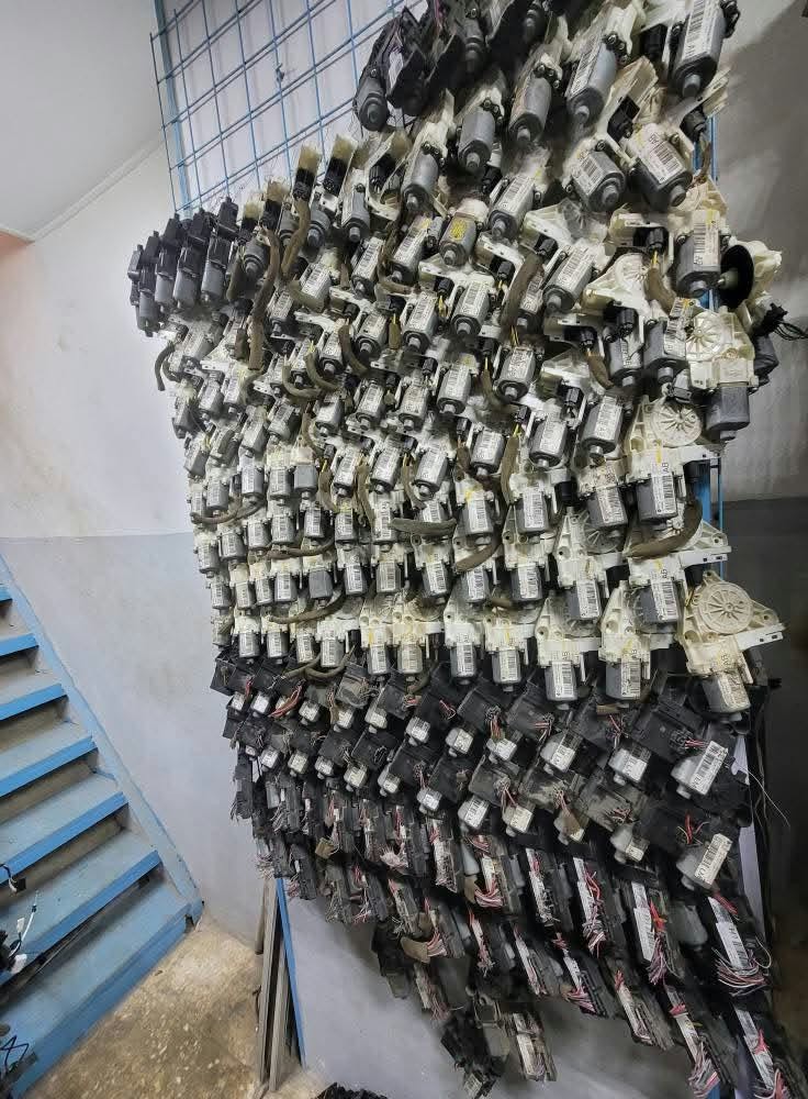 ماطور باب امامي وخلفي - الكهربائيات والحساسات - رينو فلوينس