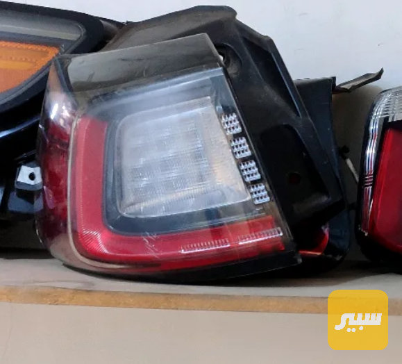 بك لايت جيب شيروكي بزون من موديل 19.20.21 - اللايتات والإنارة - جيب شيروكي
