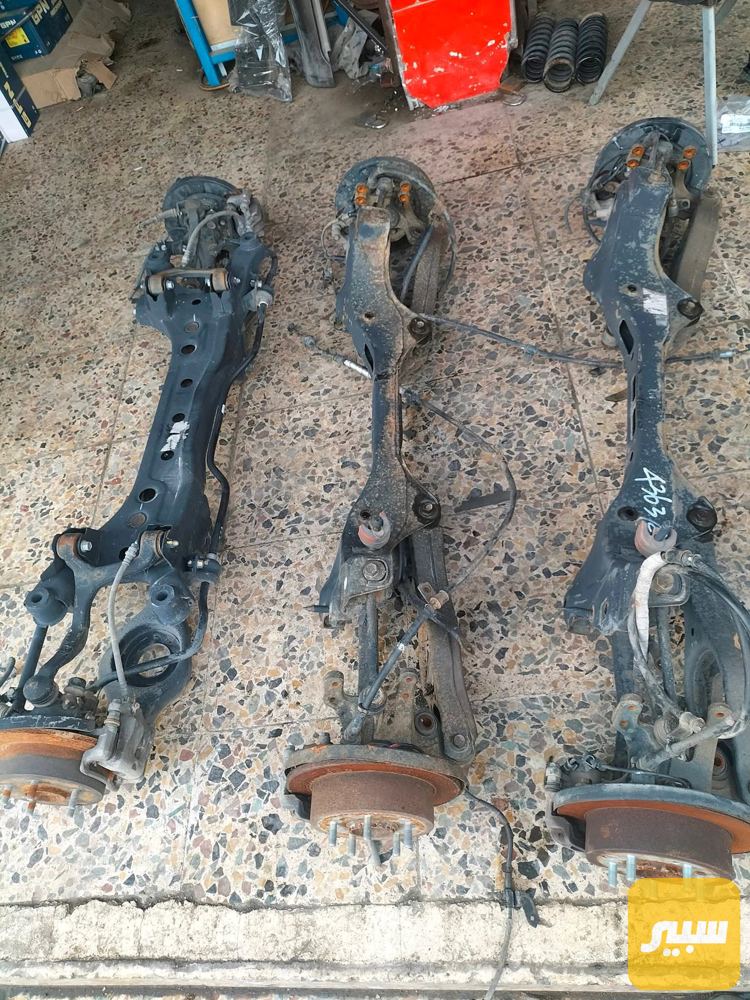 عربانه خلفي