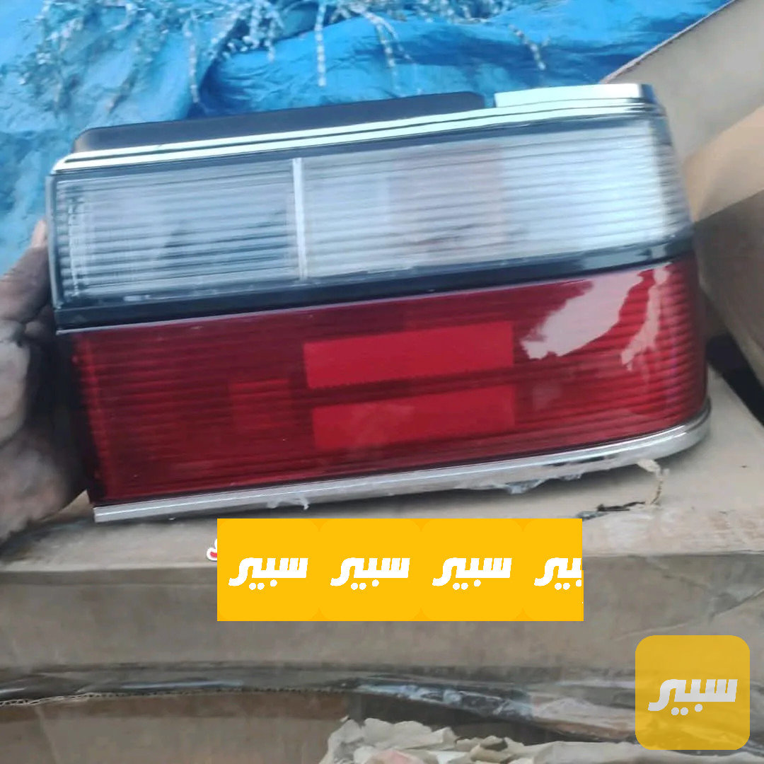 بك لايت كورلا عظم يمنى فقط